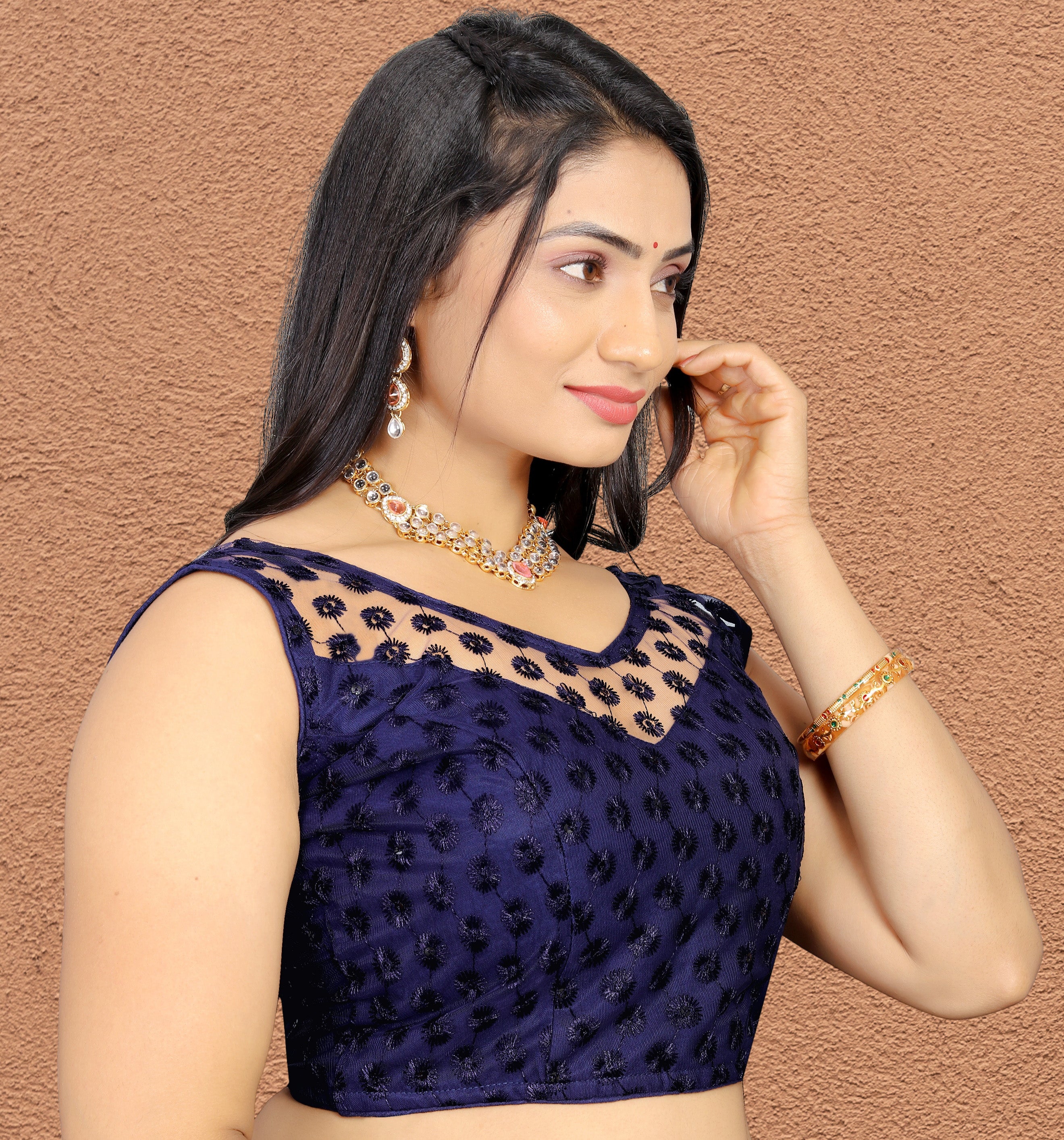 Readymade Sleeveless Alterable Net Stylist Siflli Blouse, Sleeveless Embroidery Work Bollywood Blouse for Wedding Party for Women, Stylist blouse