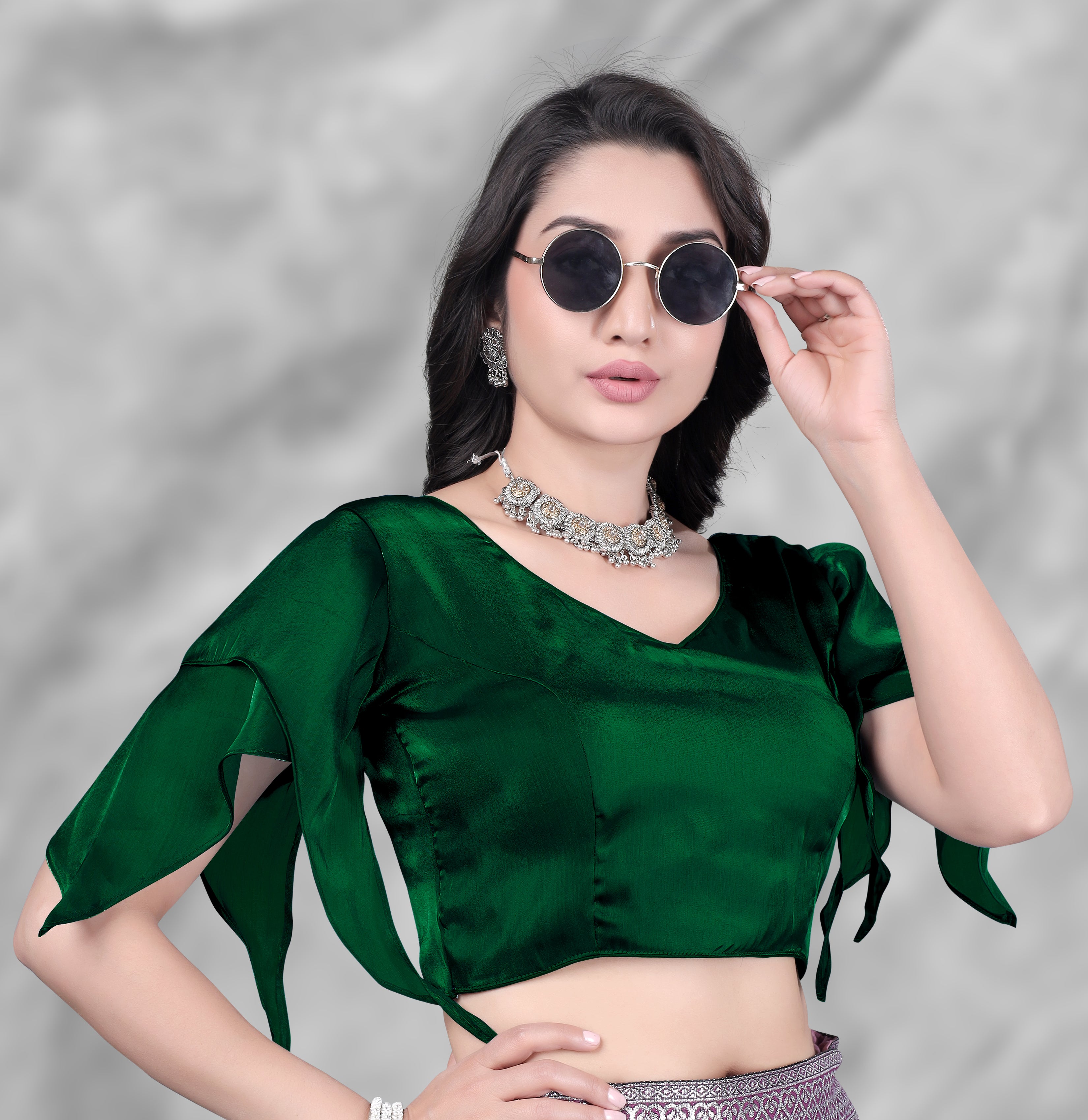•  Stylish Zimmy  Choo Fabric Blouse for Women with Butterfly Sleeves, Perfect for Festive Wear, Wedding Wear and Party Occasions