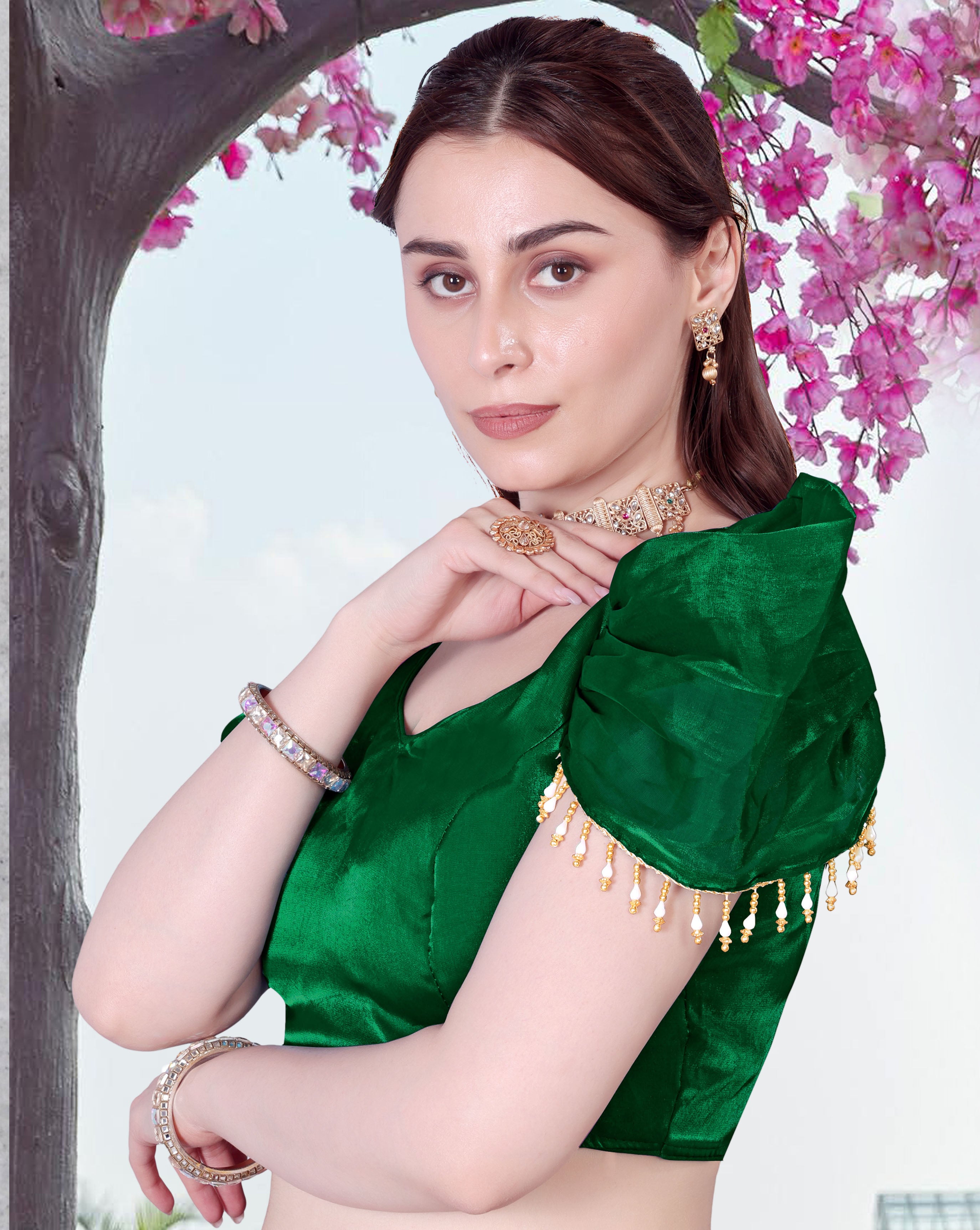Stylist Blouse For Women, Blouse for girls stylish, New Designing blouse for women Short sleeve Blouse, Stylist Lace Work On Sleeve Blouse, Fancy Puff Sleeve blouse