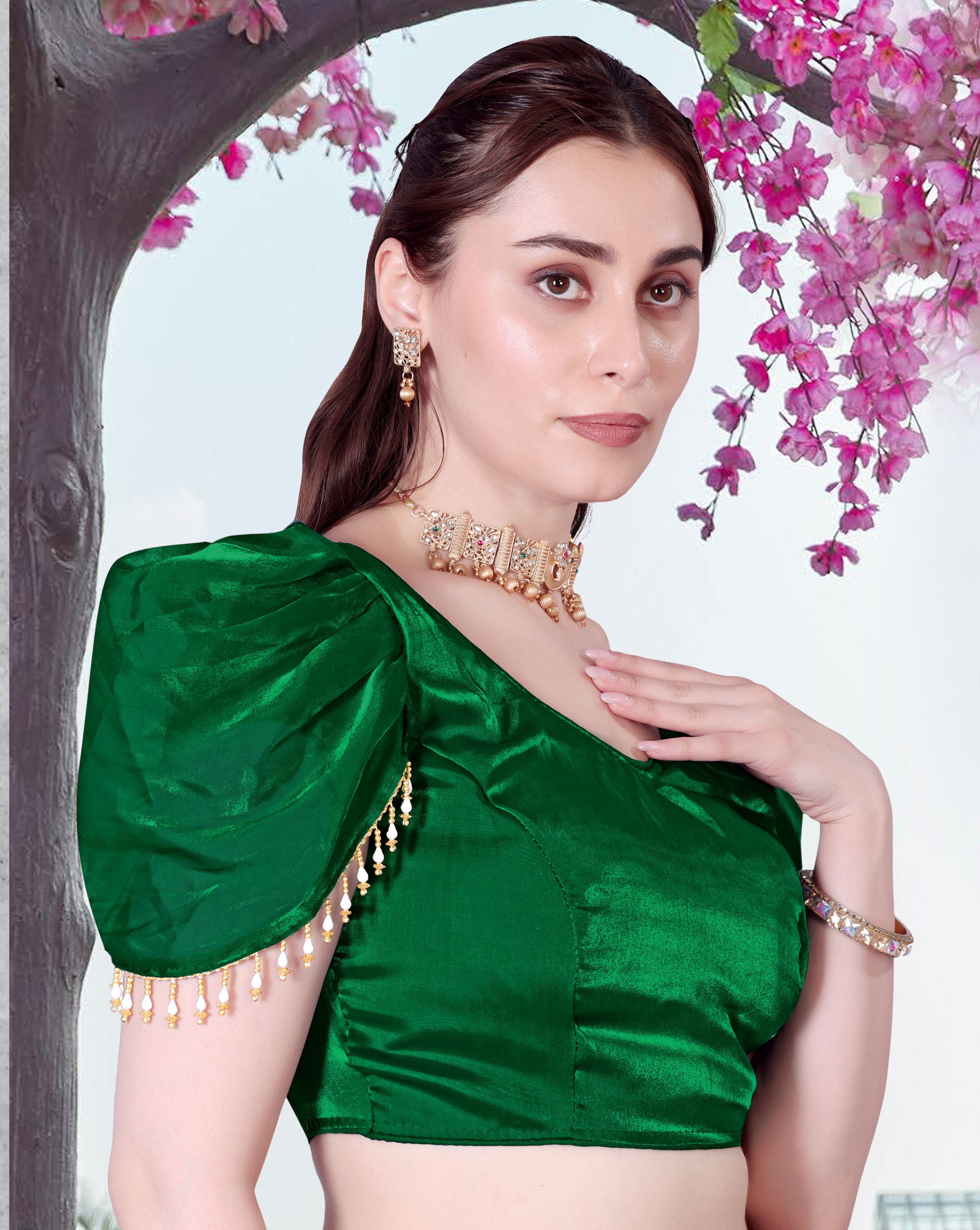 Stylist Blouse For Women, Blouse for girls stylish, New Designing blouse for women Short sleeve Blouse, Stylist Lace Work On Sleeve Blouse, Fancy Puff Sleeve blouse